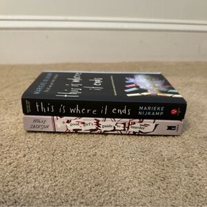 Thriller book bundle!